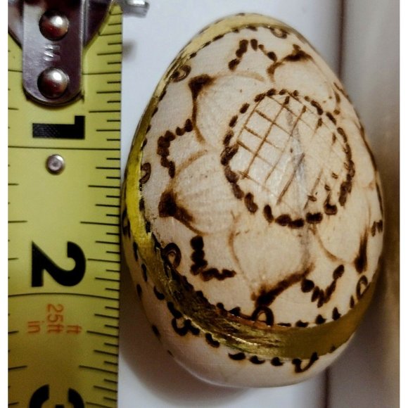 Romanian Pysanky Hand Painted Wood Easter Egg Flower Pattern Burnt Gold Accents - Picture 4 of 4